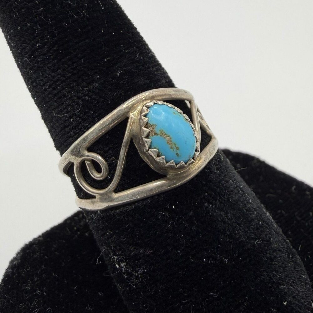 Vintage 925 Sterling Silver Turquoise Ring Size 8.5 Southwest Navajo Style Blue